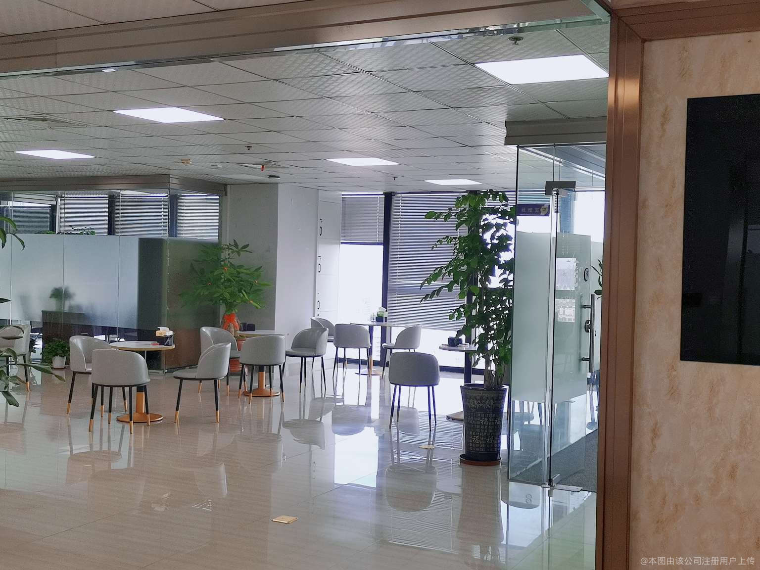 盛銀商務咨詢 助力企業高效決策，實現降本增效新突破